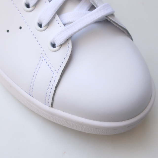 【新品】アディダススタンスミス ホワイト/ゴールドメタリック✨ヒール24.5cm adidas（アディダス）の「スタンスミス / Stan Smith（）」 - WEAR