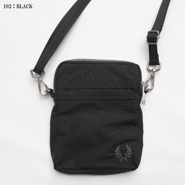 FRED PERRY（フレッドペリー） ナイロン ツイン ティップ スモール