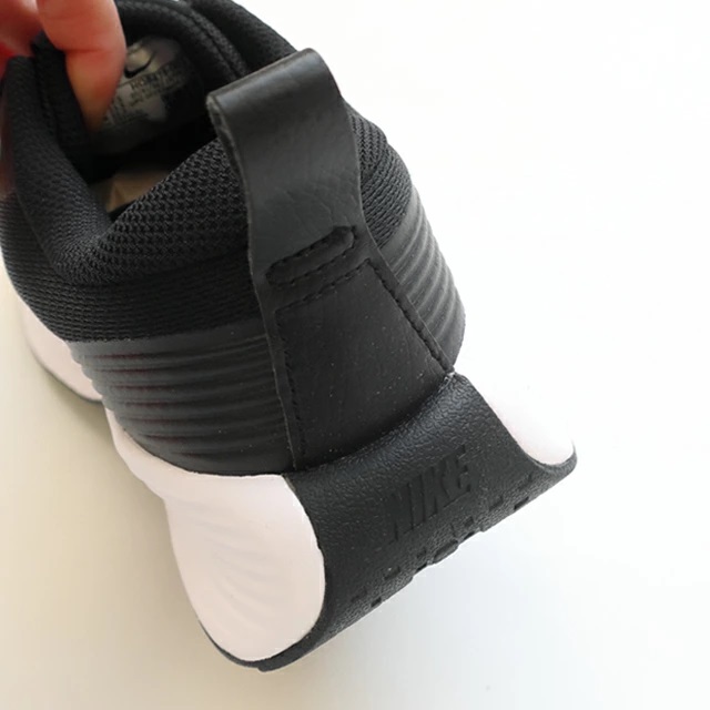 NIKE（ナイキ） セール プロミナ エクストラ ワイド スニーカー