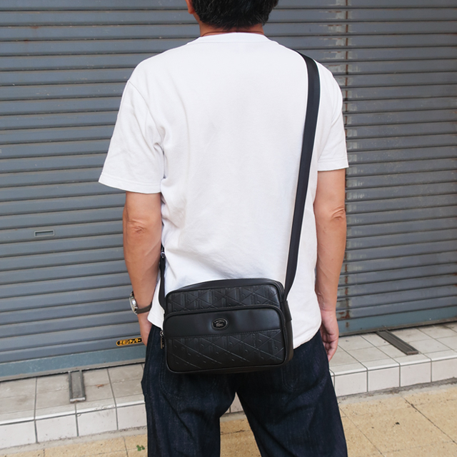 LACOSTE（ラコステ） ミニ ショルダーバッグ モノグラム クロス