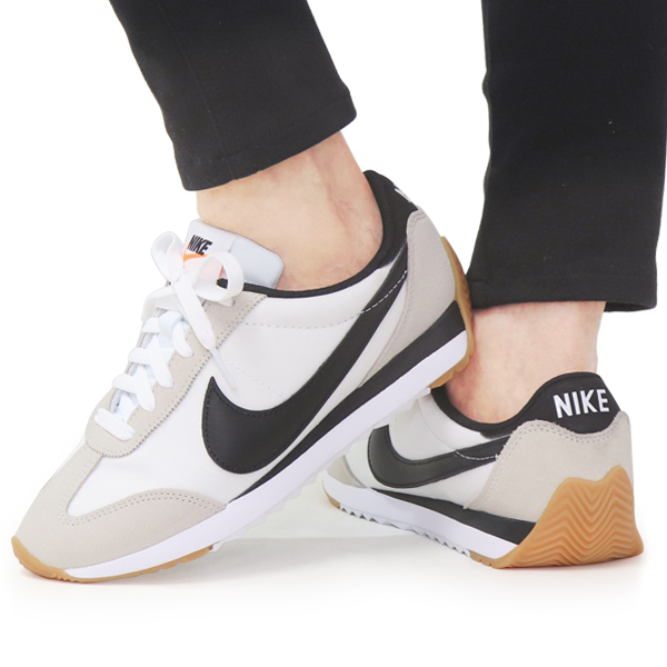 NIKE（ナイキ） レディース スニーカー カジュアルシューズ 