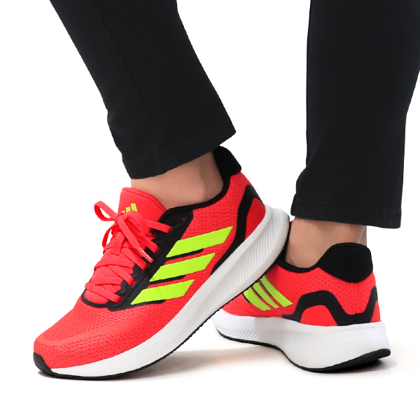 adidas（アディダス） キッズ スニーカー ランニングシューズ 子供 靴