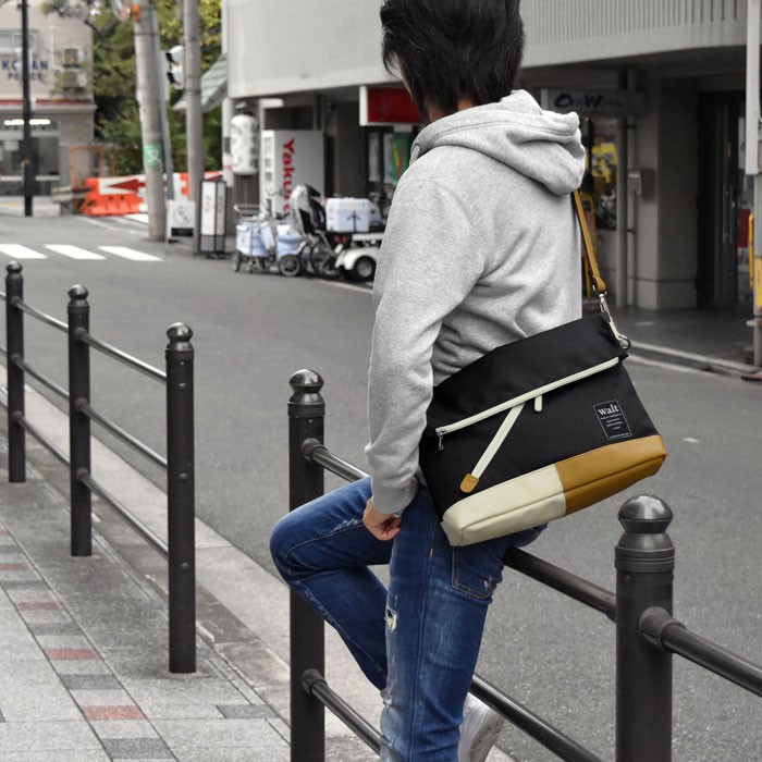 よし マルチカラーライン 肩掛け２WAY 黒 A4収納可 ショルダーバッグ メンズ 斜めがけ おしゃれ 大きめ 大容量 A4