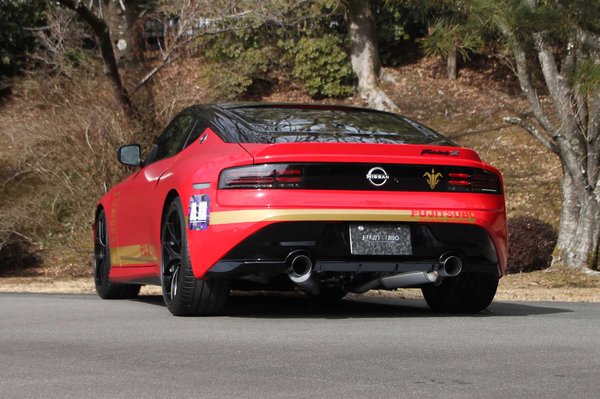 納品先限定 FUJITSUBO フジツボ A-RM マフラー RZ34 フェアレディZ 3.0 ターボ (FAIRLADY Z) R4.6〜 260-15503の画像
