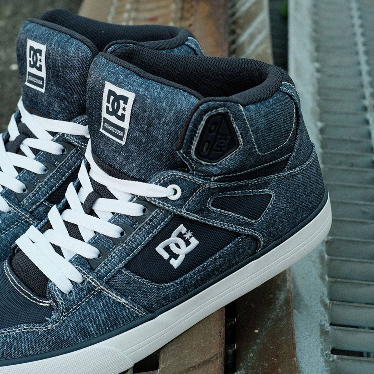 DC　メンズ　スニーカー　27.5センチ surfboard-skate-jack_dc5s-