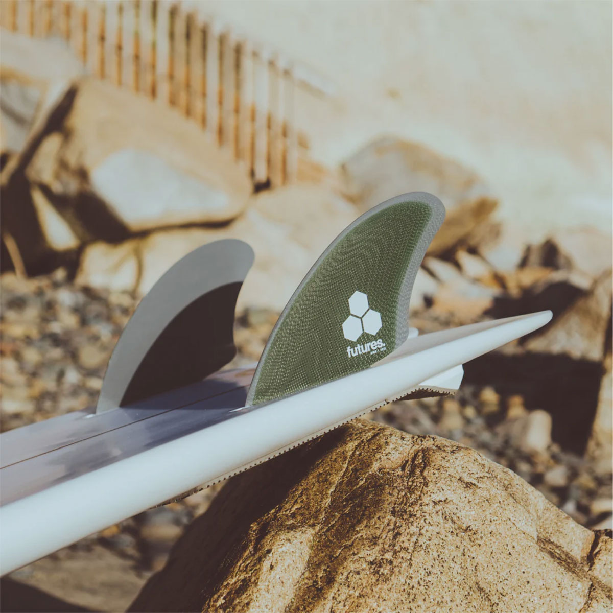 サーフボードフィン FUTURE FIN アルメリック TWIN KEEL 2枚 フューチャー ツインキール フィン FIBER AMK BMT TWIN KEEL FIN
