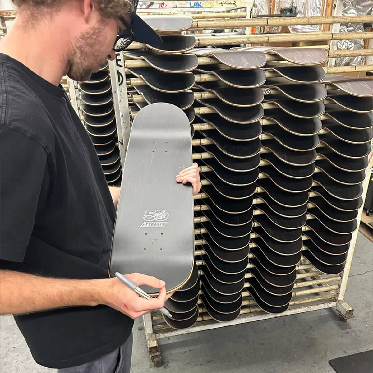 SANTA CRUZ SKATEBOARD サンタクルーズ 創設50周年記念 限定デザイン