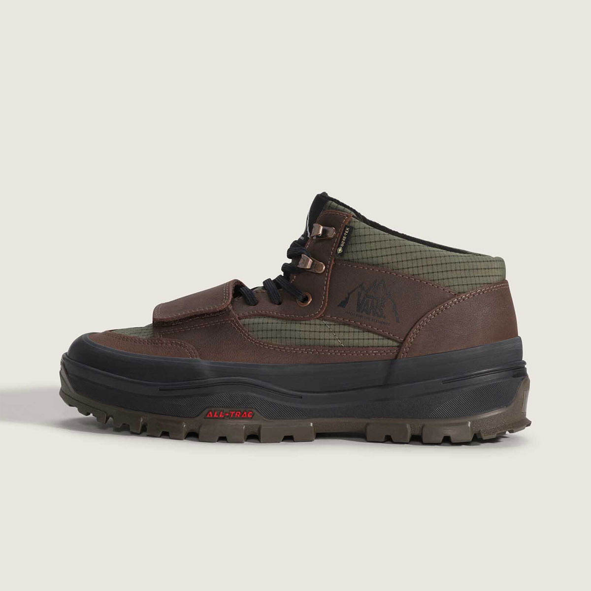 VANS（ヴァンズ） バンズ スニーカー メンズ ミッドカット 防水 保温
