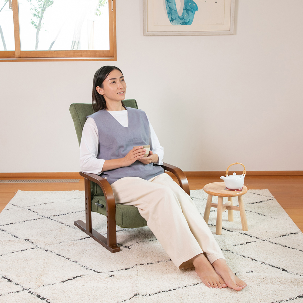 オリーブ グリーン