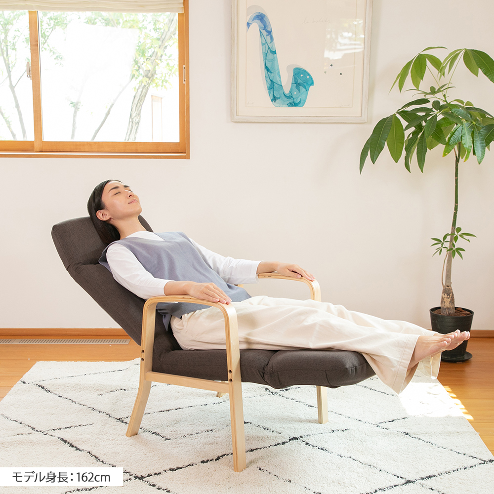 チャコールブラウン 茶色