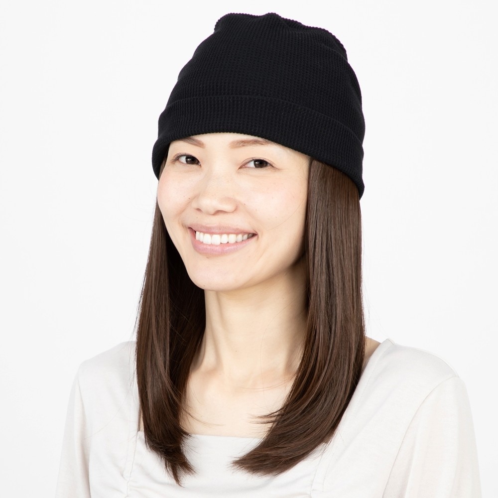 手作り毛付き帽子　縫付つけ毛 前