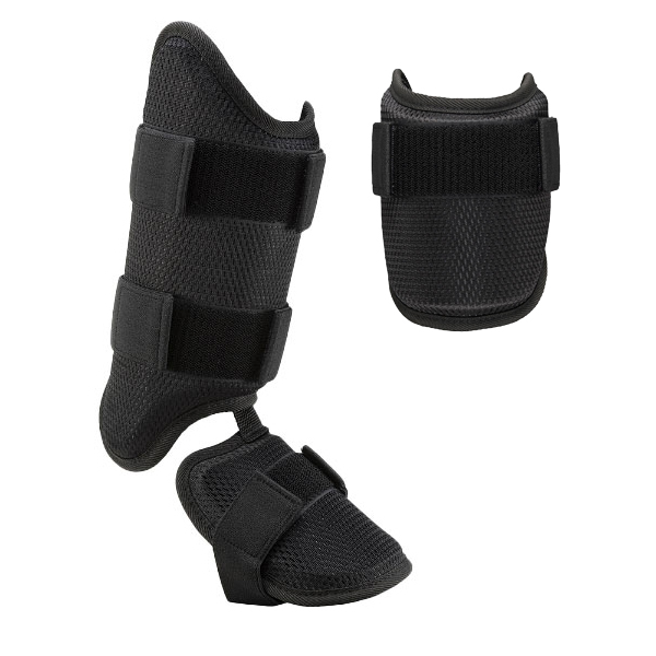 アンダーアーマー フットガード（フットガード）｜バッター用防具