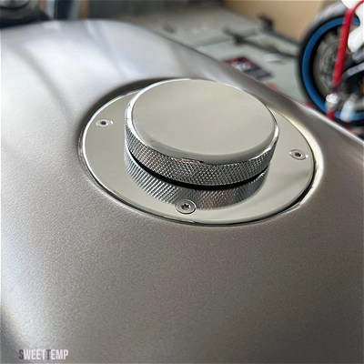 互換品 BMW K100 K100LT K100RS K100RT K 100 K75 K1 CNC アルミ燃料タンクガスキャップカバー回転オープンすぐ