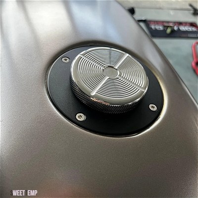 互換品 BMW K100 K100LT K100RS K100RT K 100 K75 K1 CNC アルミ燃料タンクガスキャップカバー回転オープンすぐ