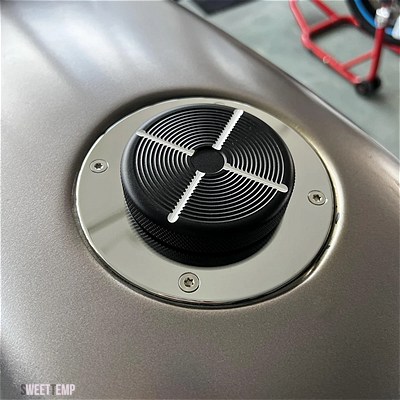 互換品 BMW K100 K100LT K100RS K100RT K 100 K75 K1 CNC アルミ燃料タンクガスキャップカバー回転オープンすぐ