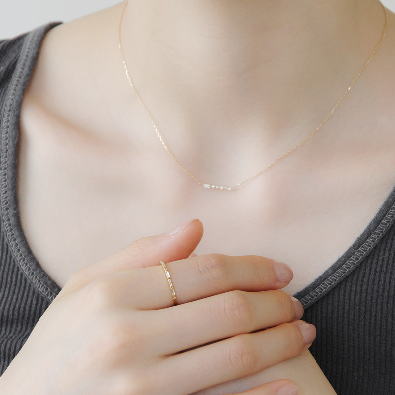 OUCA ダイヤモンド リング 指輪 バゲットカット 18金 10金 K18 K10 細い 重ね付け 女性 レディース 誕生日 プレゼント 金属アレルギー 対応 ピンクゴールドの画像