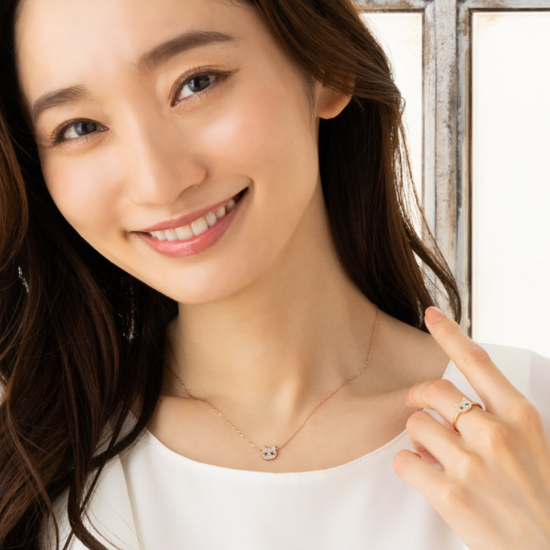 猫 ネックレス ダイヤ パヴェ 白猫 黒猫 ハチワレ 三毛猫 レディース 女性 彼女 誕生石 誕生日 記念日 プレゼント ギフト 18金 K18 10金 K10 金属アレルギーの画像