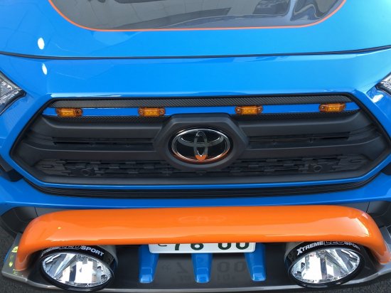 アドベンチャー専用 グリルマーカー 未塗装品 RAV4 50系