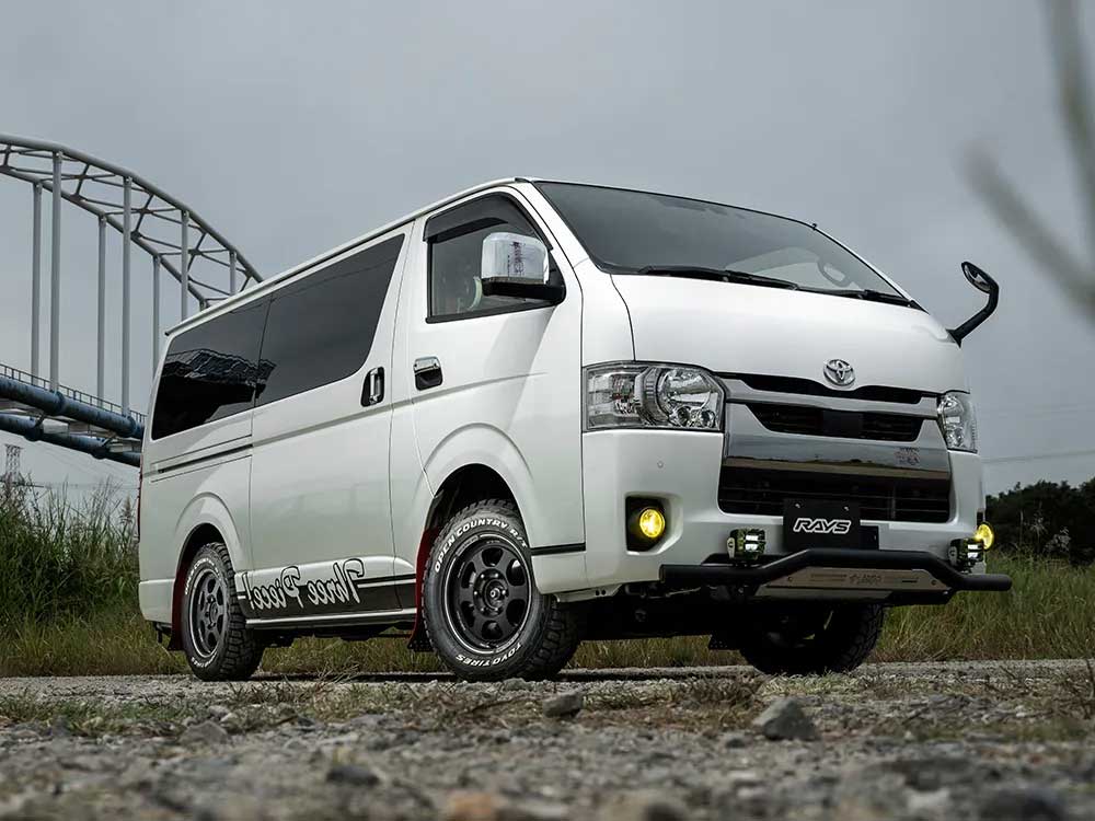 【18インチ 6H139.7 9J +0】ホイール1本 F/R共用 ハイラックス GUN125 ボルクレーシング TE37XT BR RAYS/レイズ 品番:06298900016BRの画像