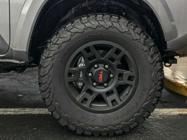 USトヨタ純正 TRD マットブラック FJクルーザー ホイール 4本セット USトヨタ純正 TRD マットブラック FJクルーザー ホイール 4本セット