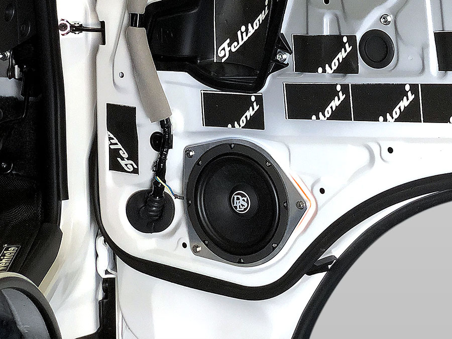 UI vehicle ユーアイビークル ハイエース 200系 Aピラーカバー用 DLS