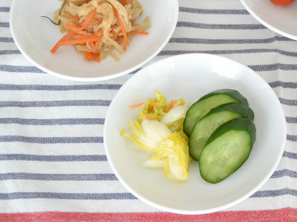 白い食器　軽くて使いやすい　軽量磁器