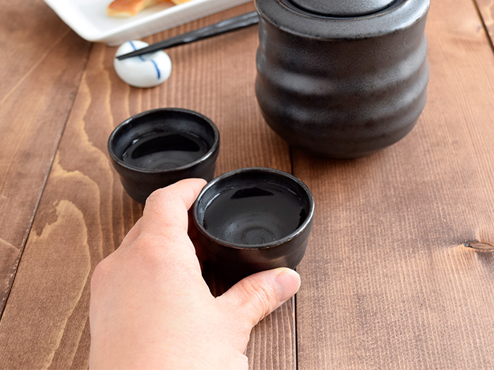 ぐい呑 鉄黒
