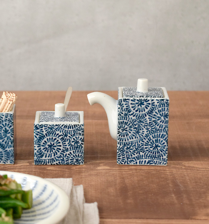 角醤油差し たこ唐草 調味料入れ 和食器 醤油入れ 醤油さし しょうゆ