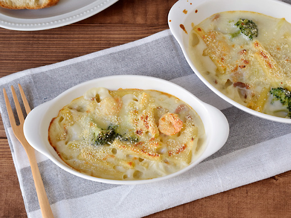 グラタン皿 21cm 楕円 軽量＆強化磁器 洋食器 耐熱皿 オーブン料理