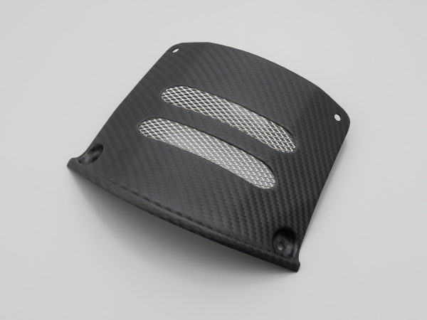 DAYTONA（バイク用品） - デイトナ エンジンヘッドアクセスカバー 所在地V125用 炭素居敷き 75767 DAYTONA 車、バイク、自転車-その他バイクパーツ、アクセサリー用品