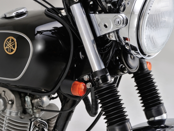 DAYTONA（バイク用品） - デイトナ スモールウインカーキット 黒いこと上半身 SR400/500/SR400FI 95828 DAYTONA