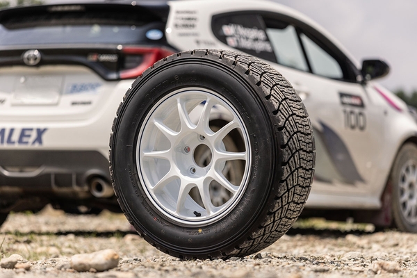 ウェッズ　weds　8J9J 4本　ドリケツ　5本スポーク WedsSport TC105X FORGED – weds CO., LTD. | 株式会社ウェッズ