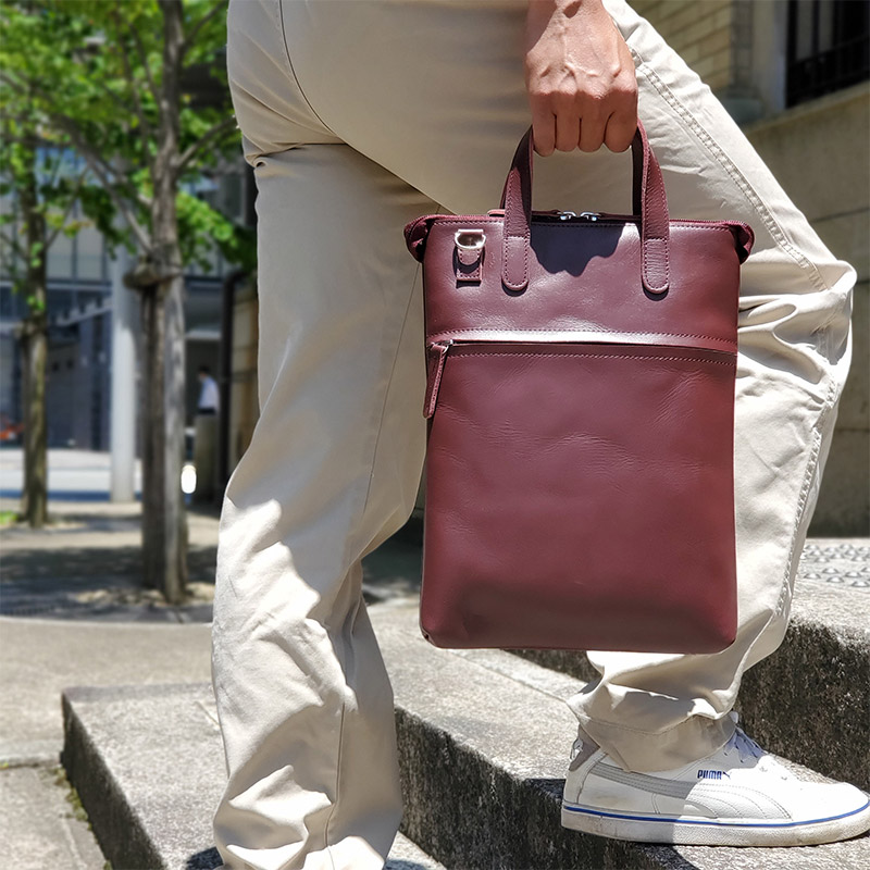 ショルダーバッグ メンズ 本革 日本製 タテ型 おしゃれ SADDLE 牛革