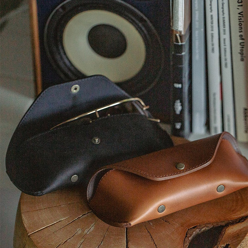 眼鏡ケース メンズ 日本製 DIFFUSER 牛革メガネケース ホーウィン