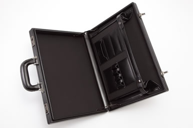 青木鞄　gaza アタッシュケース　ブリーフケース　マッドアンティーク加工 Luggage AOKI 1894 青木鞄 メンズ アタッシュケース A4 ブラック