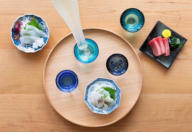 津軽びいどろ あおもりの海盃セット 冷酒 ミニグラス4個セット 楽天市場】送料無料 おちょこ【あおもりの海 盃セット 津軽