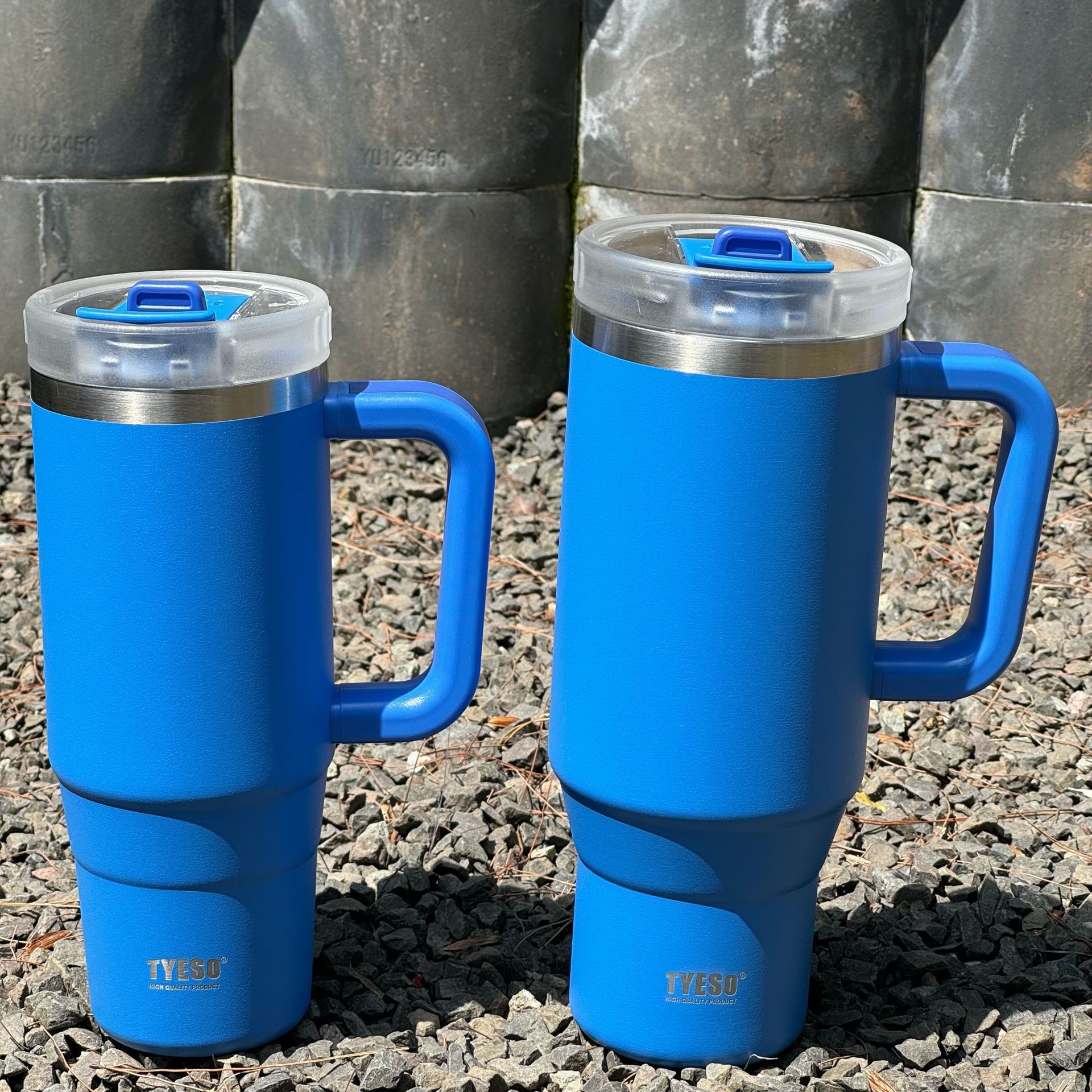 TYESO タンブラー ストロー付き 蓋付き 保温 保冷 大容量 ステンレス 二重構造 真空断熱 保温 保冷 おしゃれ 900ml 1200ml 結露しない コーヒータンブラー |  | 13