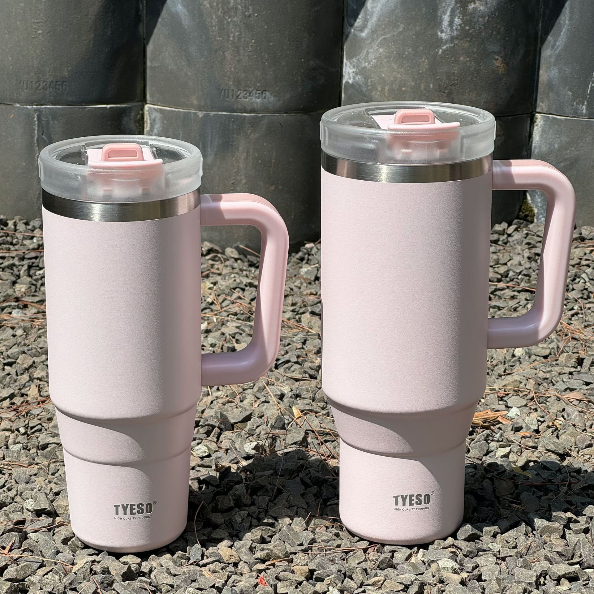 TYESO タンブラー ストロー付き 蓋付き 保温 保冷 大容量 ステンレス 二重構造 真空断熱 保温 保冷 おしゃれ 900ml 1200ml 結露しない コーヒータンブラー |  | 02