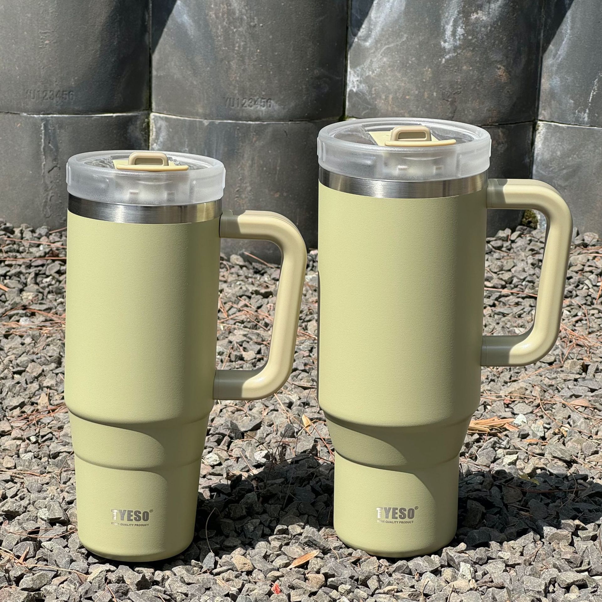 TYESO タンブラー ストロー付き 蓋付き 保温 保冷 大容量 ステンレス 二重構造 真空断熱 保温 保冷 おしゃれ 900ml 1200ml 結露しない コーヒータンブラー |  | 08