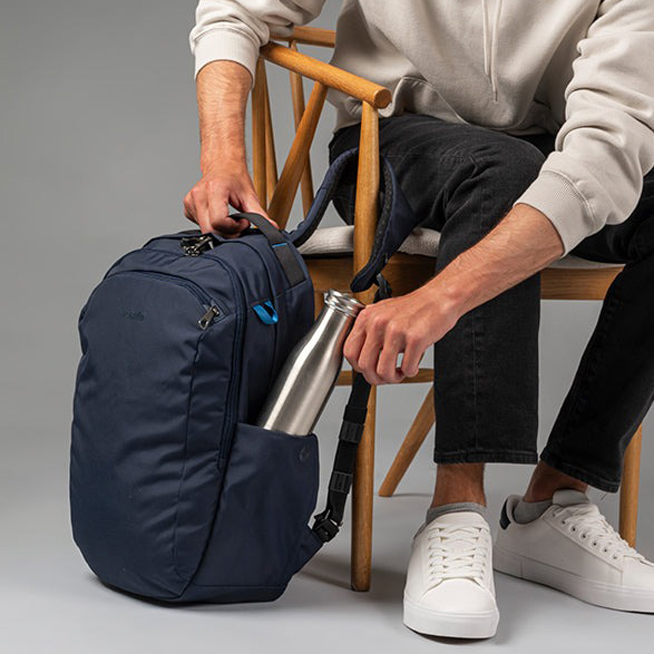 PacSafe（パックセーフ） 送料無料 エイアンドエフ正規品 V26 ツアー