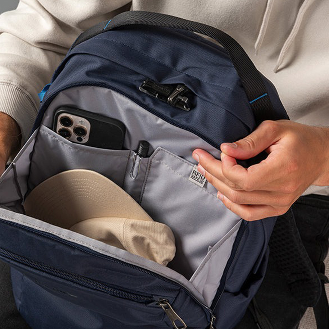 パックセーフ Packsafe Tour 26L ツアー バックパック Pacsafe® V 26L anti-theft tour backpack | Pacsafe® - Pacsafe