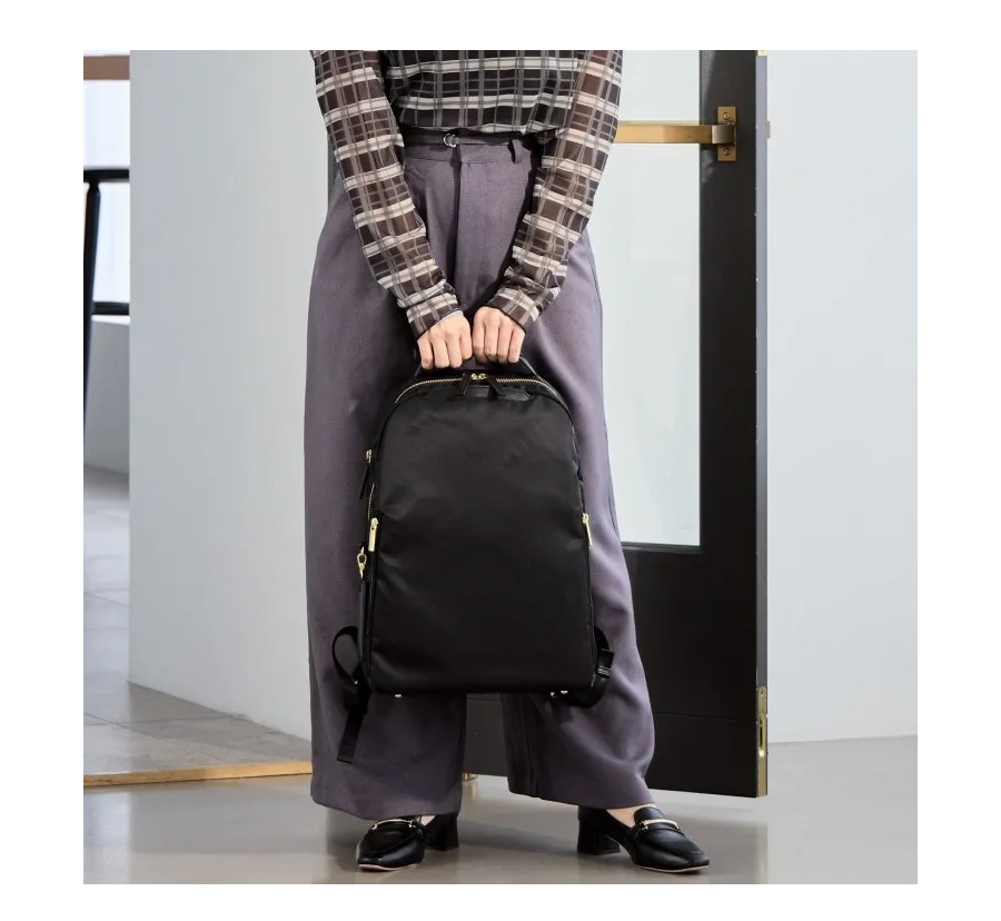【美品】ace. エース　ace リュック　ビジネスリュック　ブラック　ゴールド ace. 送料無料 正規品 エース フィッテム ビジネスリュック ラウンド型