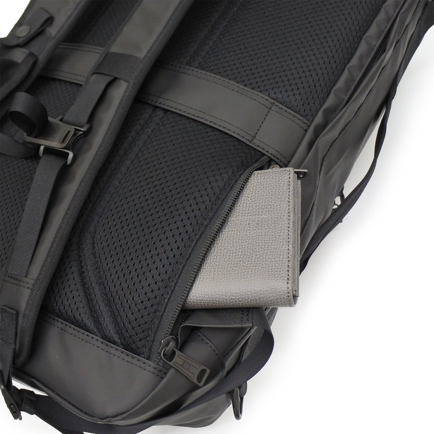 シー 3プレゼント付 CIE シー GRID3 2WAY バックパック（L） 032059の画像