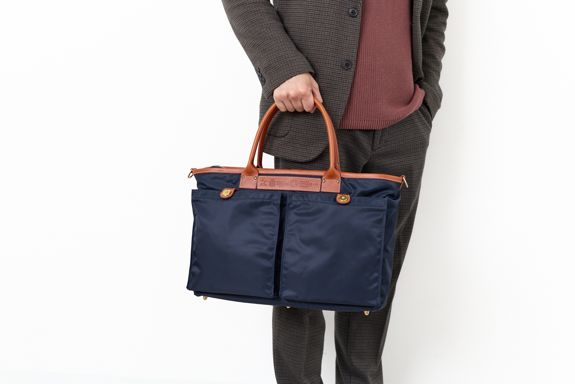 【極美品】フェリージ　20-61 ネイビー トートバッグ Felisi（フェリージ） URBANO TOTE BAG 22/18/DS : Tabinoneヤフー
