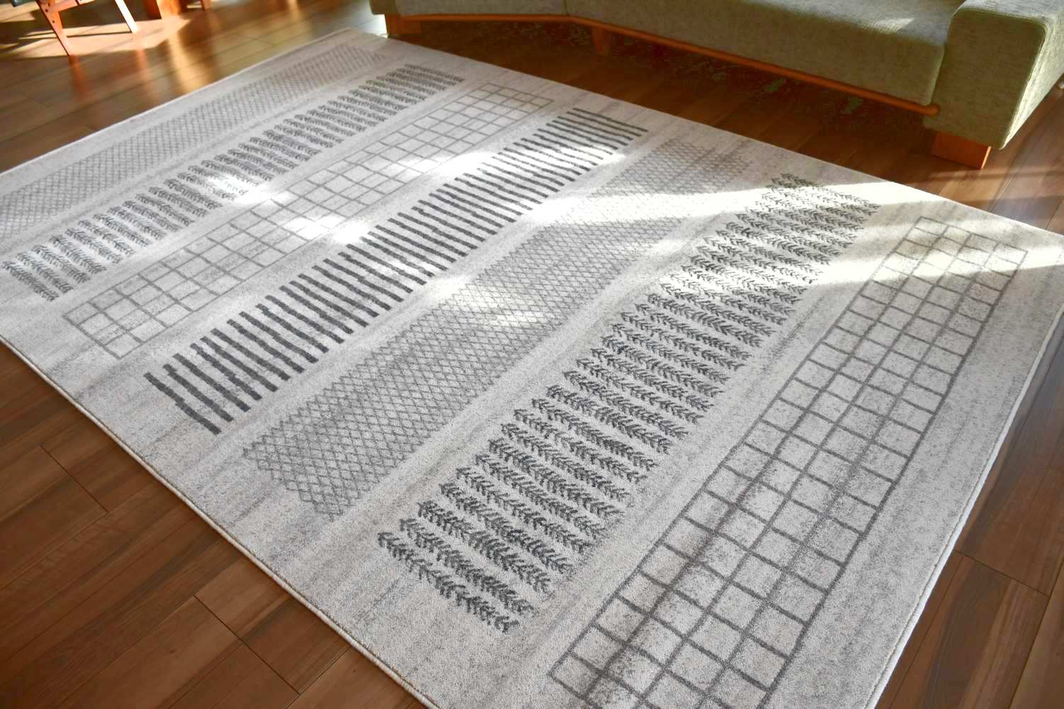 カーペット ラグ 160*230（ラグ、マット素材：羊毛、ウール）の