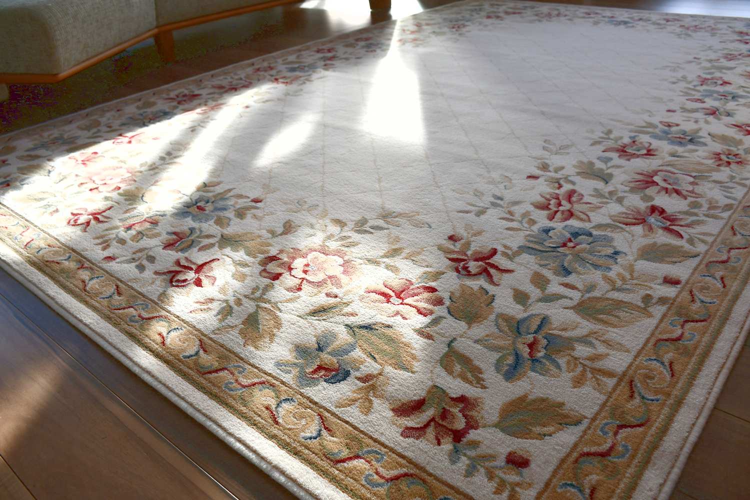 花柄 ウール ラグ 絨毯 カーペット 200×300 cm 約 4畳 おしゃれ ウール 