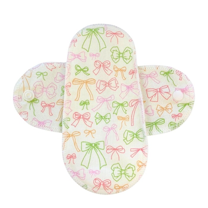 シルク100%おりものシート 15cm 布パンティライナー2重防水布 シルク