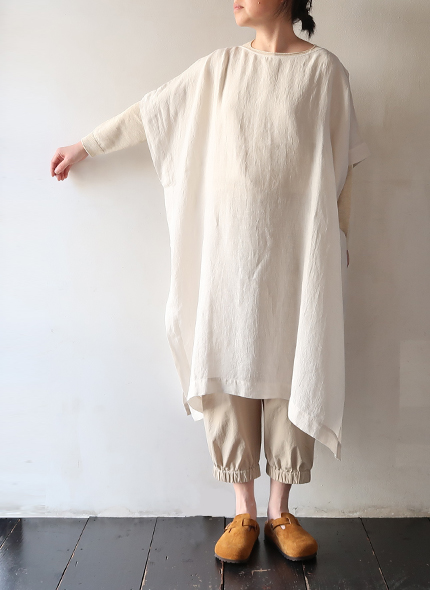 evam eva　リネン100％　ポンチョ　チュニック　ワンピース　黒　F evam eva(エヴァム エヴァ) 【2022ss新作】リネンワンピース