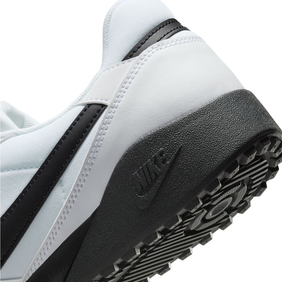 NIKE（ナイキ） スニーカー メンズ レザー ブランド テラマンタ