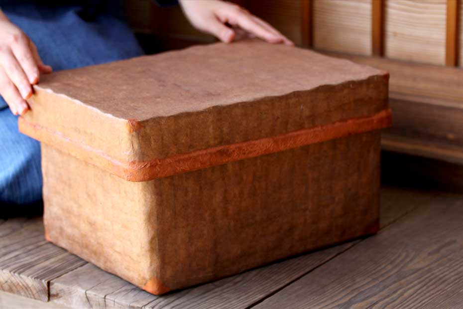 一閑張 柿渋 行李 古道具 アンティーク 開閉難あり 一閑張 柿渋 行李 古道具 アンティーク 開閉難あり